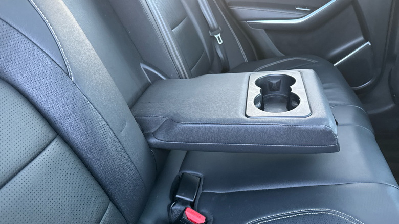 Jaguar F-Pace 2.0 D200 R-Dynamic Black 5dr Auto AWD Diesel Estate